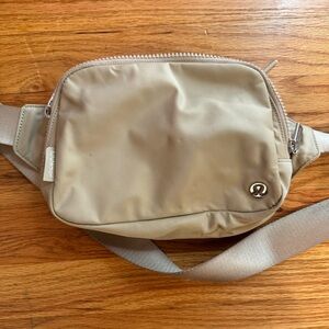 Lulu Lemon Everywhere Belt Bag (Large 2L)